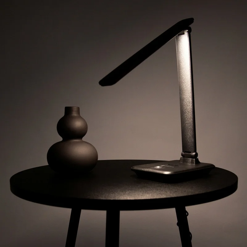 LED светильник настольный аккумуляторный с функцией повербанка 10Вт, черный — фото 2